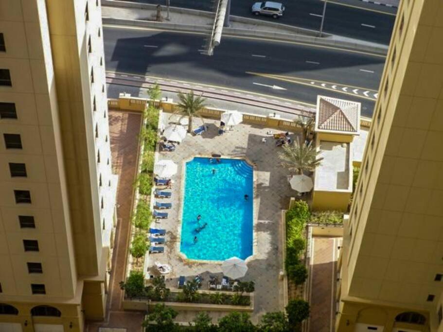 La Buena Vida Holiday Homes - Beach Front Very Spacious, Luxe And Modern 3 Bedroom With Full Kitchen In Jbr , 3 Min To The Jbr Beach Dubai Marina And Tram Station Zewnętrze zdjęcie