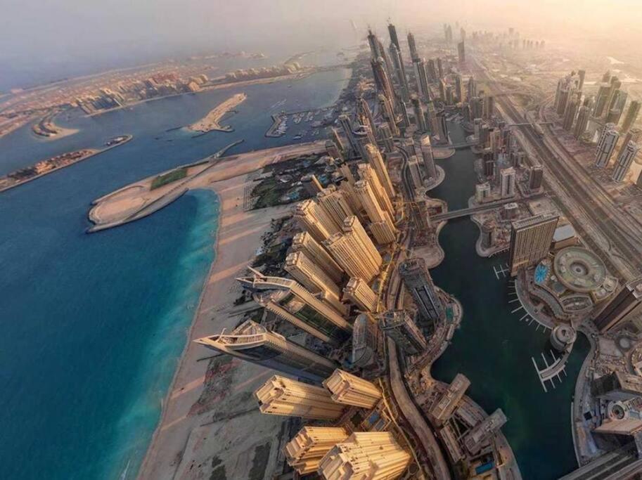 La Buena Vida Holiday Homes - Beach Front Very Spacious, Luxe And Modern 3 Bedroom With Full Kitchen In Jbr , 3 Min To The Jbr Beach Dubai Marina And Tram Station Zewnętrze zdjęcie