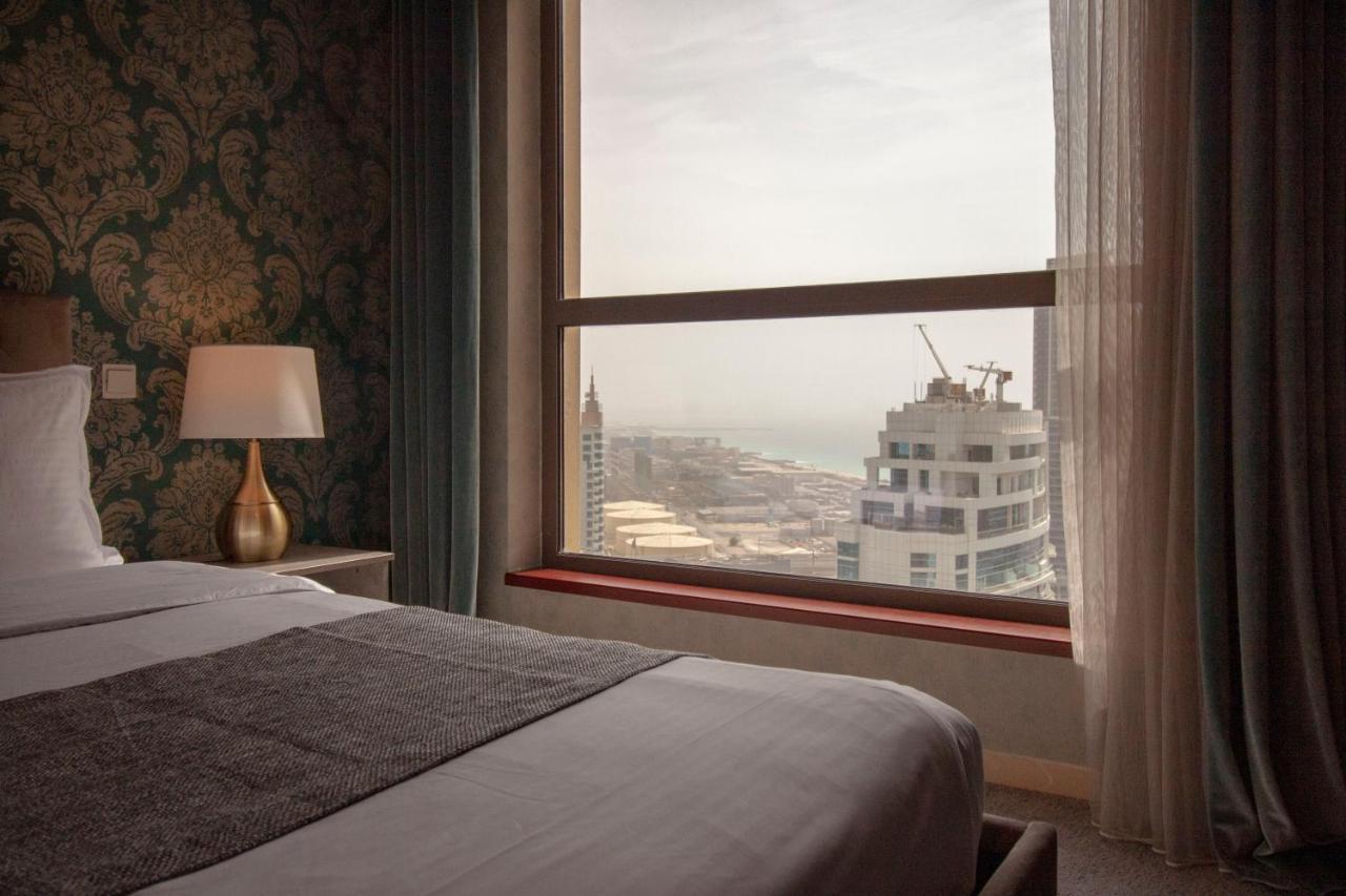 La Buena Vida Holiday Homes - Beach Front Very Spacious, Luxe And Modern 3 Bedroom With Full Kitchen In Jbr , 3 Min To The Jbr Beach Dubai Marina And Tram Station Zewnętrze zdjęcie