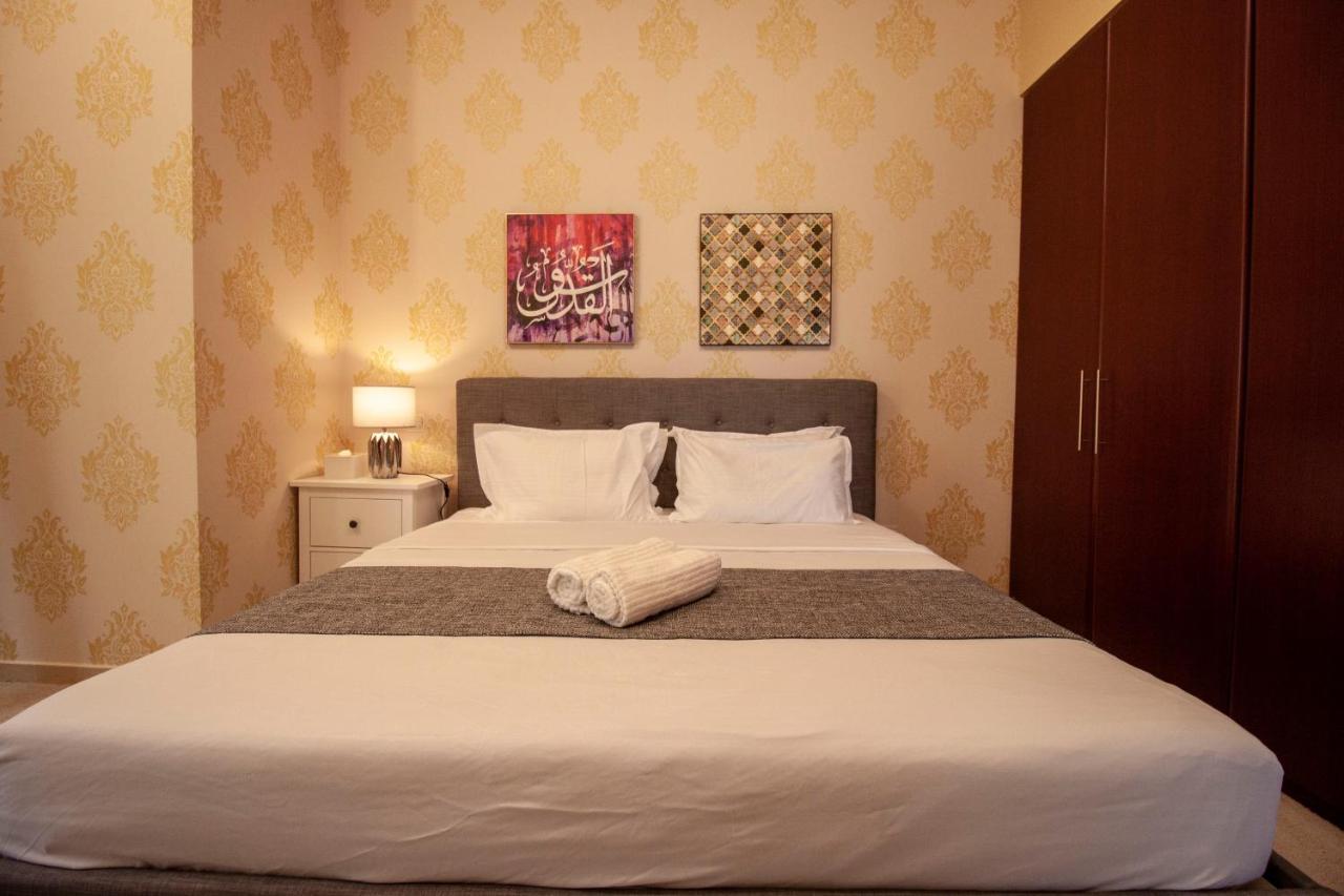 La Buena Vida Holiday Homes - Beach Front Very Spacious, Luxe And Modern 3 Bedroom With Full Kitchen In Jbr , 3 Min To The Jbr Beach Dubai Marina And Tram Station Zewnętrze zdjęcie