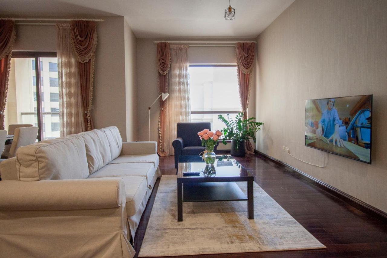 La Buena Vida Holiday Homes - Beach Front Very Spacious, Luxe And Modern 3 Bedroom With Full Kitchen In Jbr , 3 Min To The Jbr Beach Dubai Marina And Tram Station Zewnętrze zdjęcie
